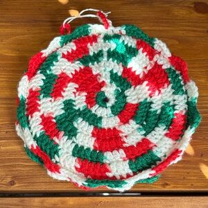 Vintage Festive Crochet Potholder (set of 2)